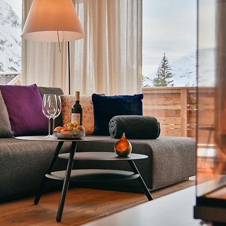 Chalet Hohe Welt - Luxury Apartments Lech am Arlberg Bagian luar foto