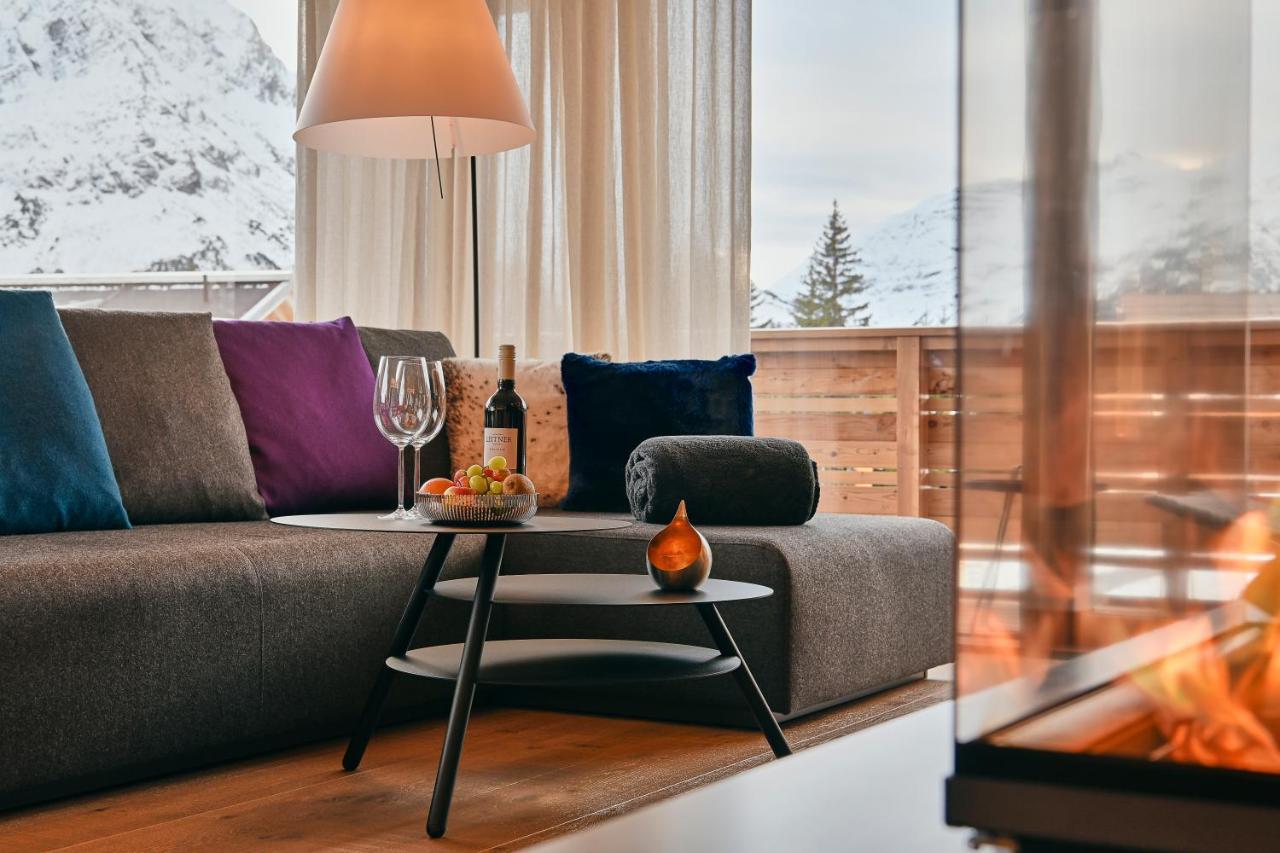 Chalet Hohe Welt - Luxury Apartments Lech am Arlberg Bagian luar foto