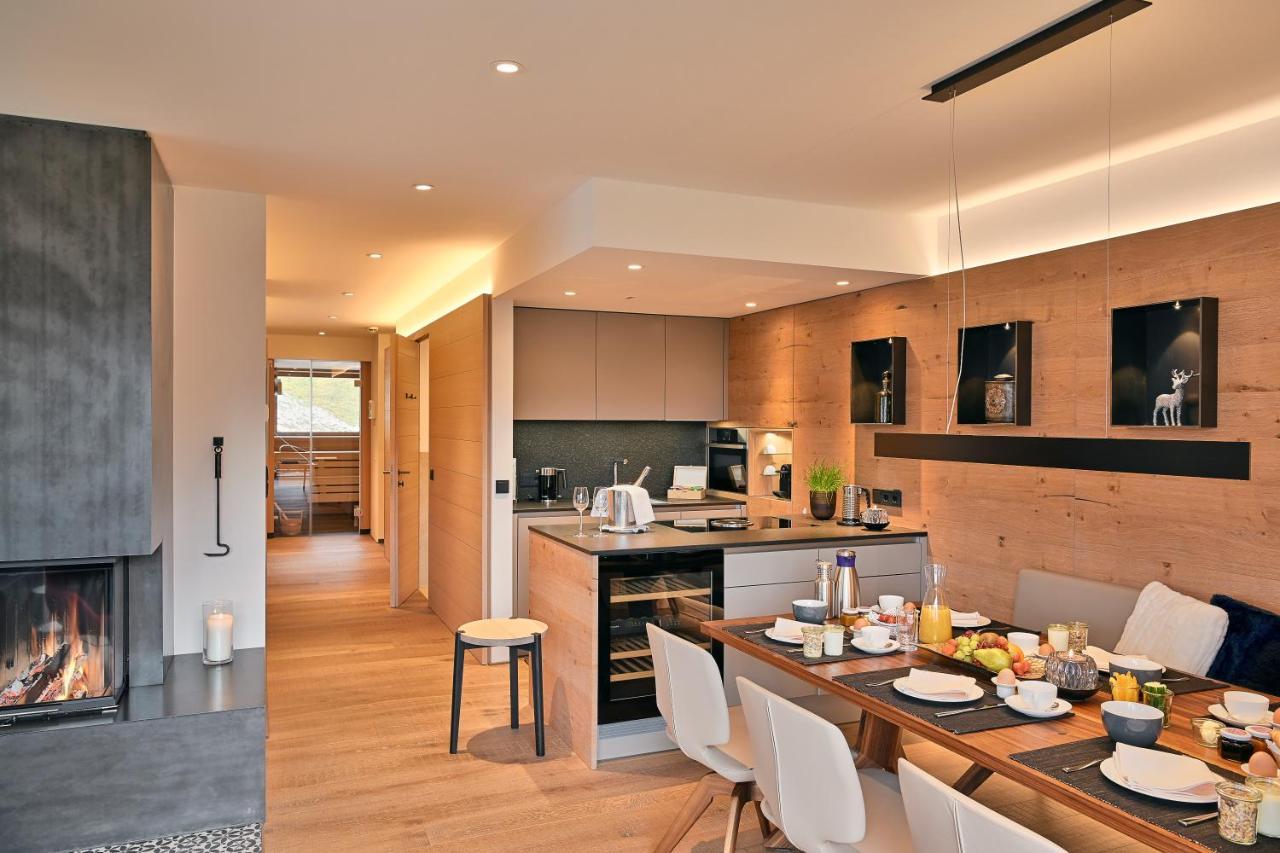 Chalet Hohe Welt - Luxury Apartments Lech am Arlberg Bagian luar foto