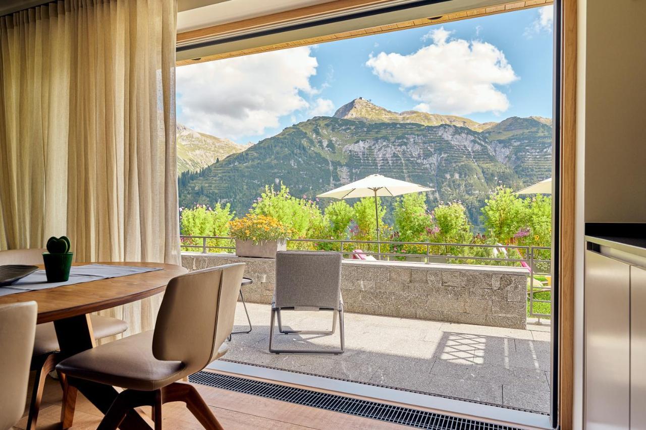 Chalet Hohe Welt - Luxury Apartments Lech am Arlberg Bagian luar foto