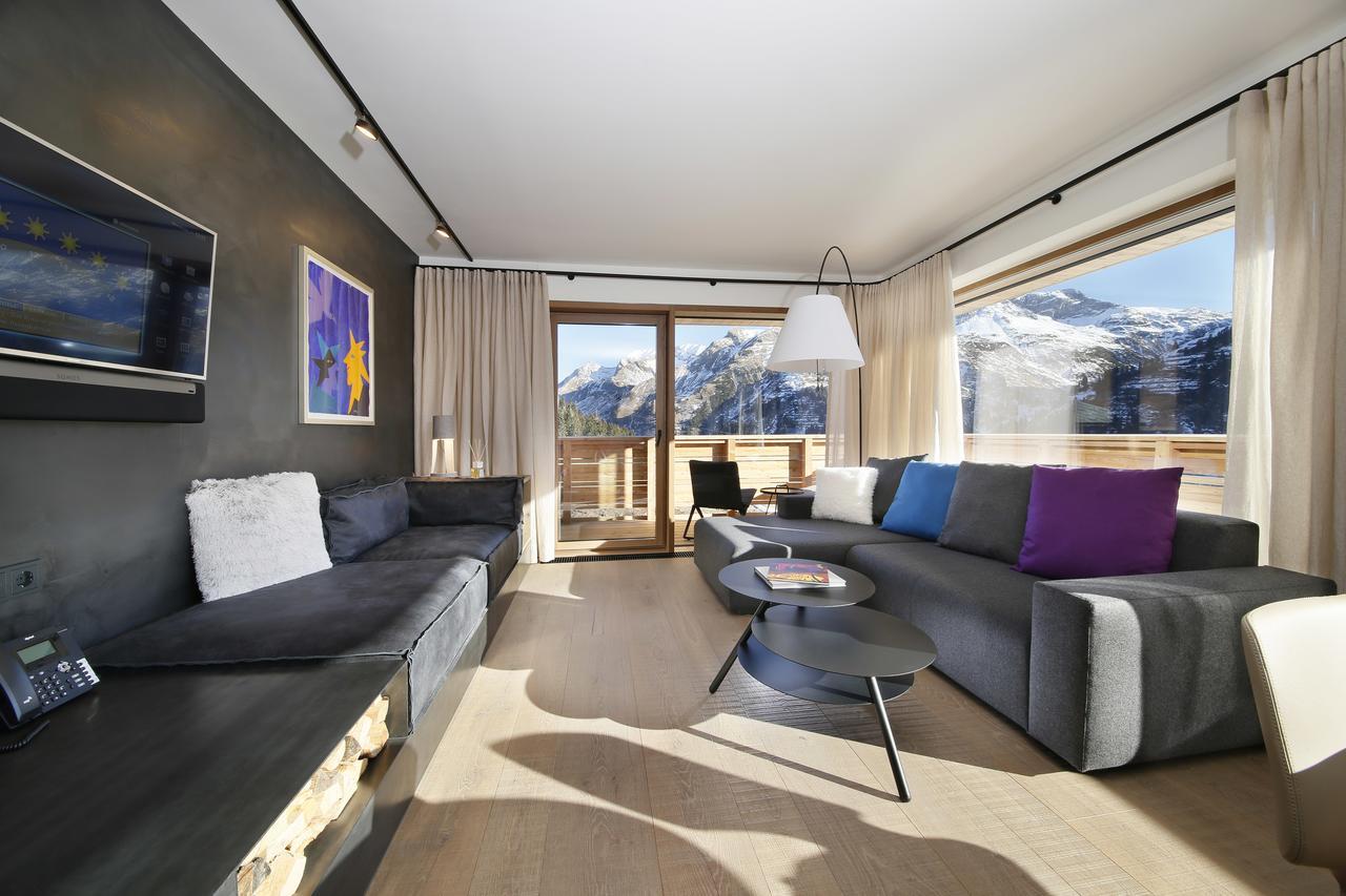Chalet Hohe Welt - Luxury Apartments Lech am Arlberg Bagian luar foto