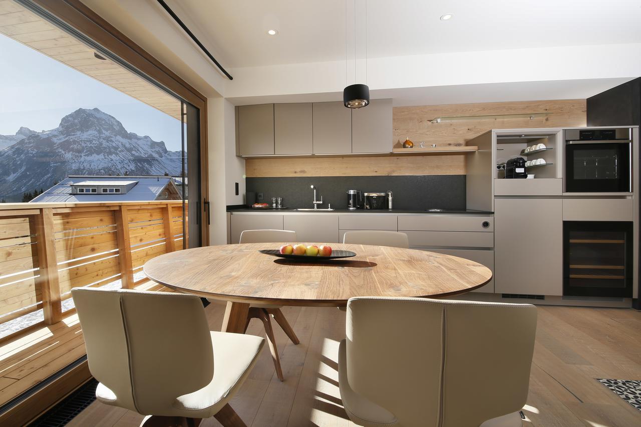 Chalet Hohe Welt - Luxury Apartments Lech am Arlberg Bagian luar foto