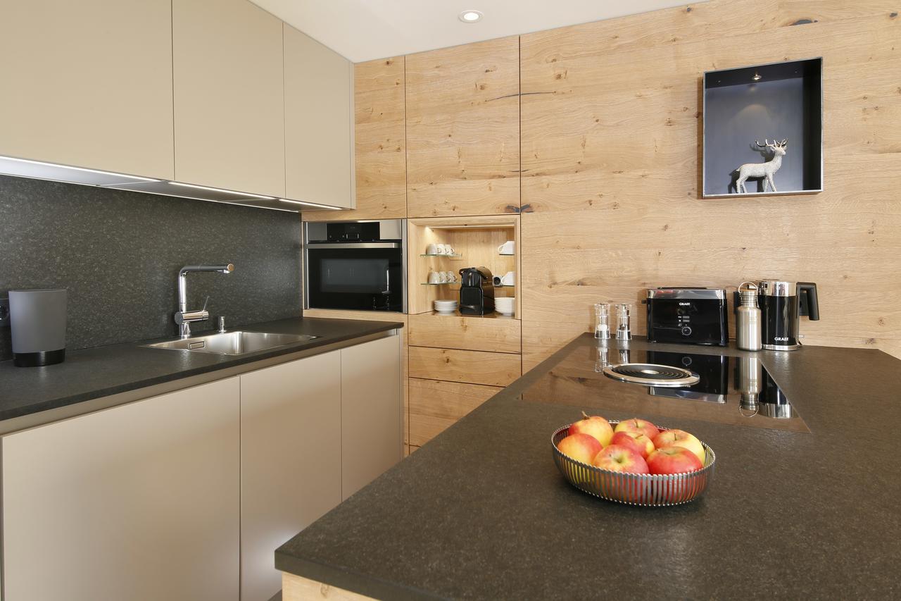 Chalet Hohe Welt - Luxury Apartments Lech am Arlberg Bagian luar foto